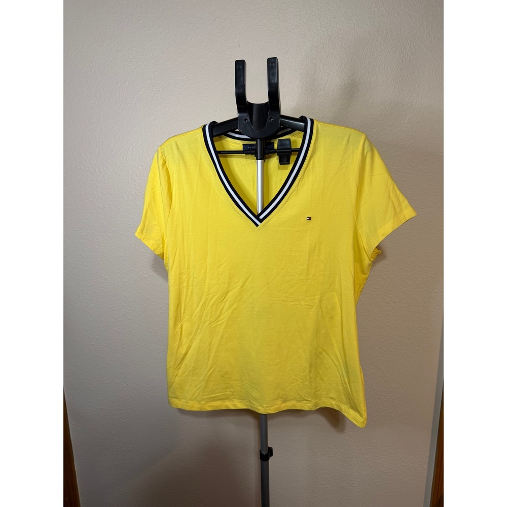 Tommy Hilfiger Womens XL Yellow V-Neck Short Sleeve T-Shirt Striped Trim Logo